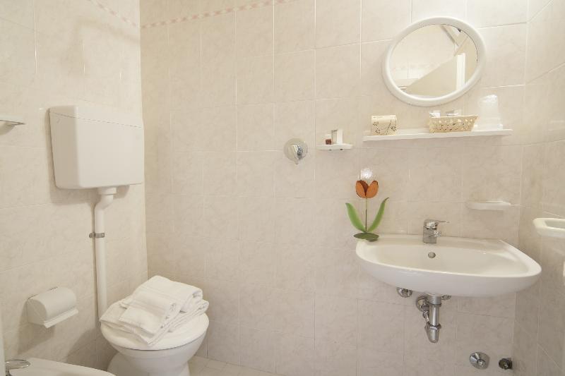 Hotel Lagomaggio Rimini Ngoại thất bức ảnh