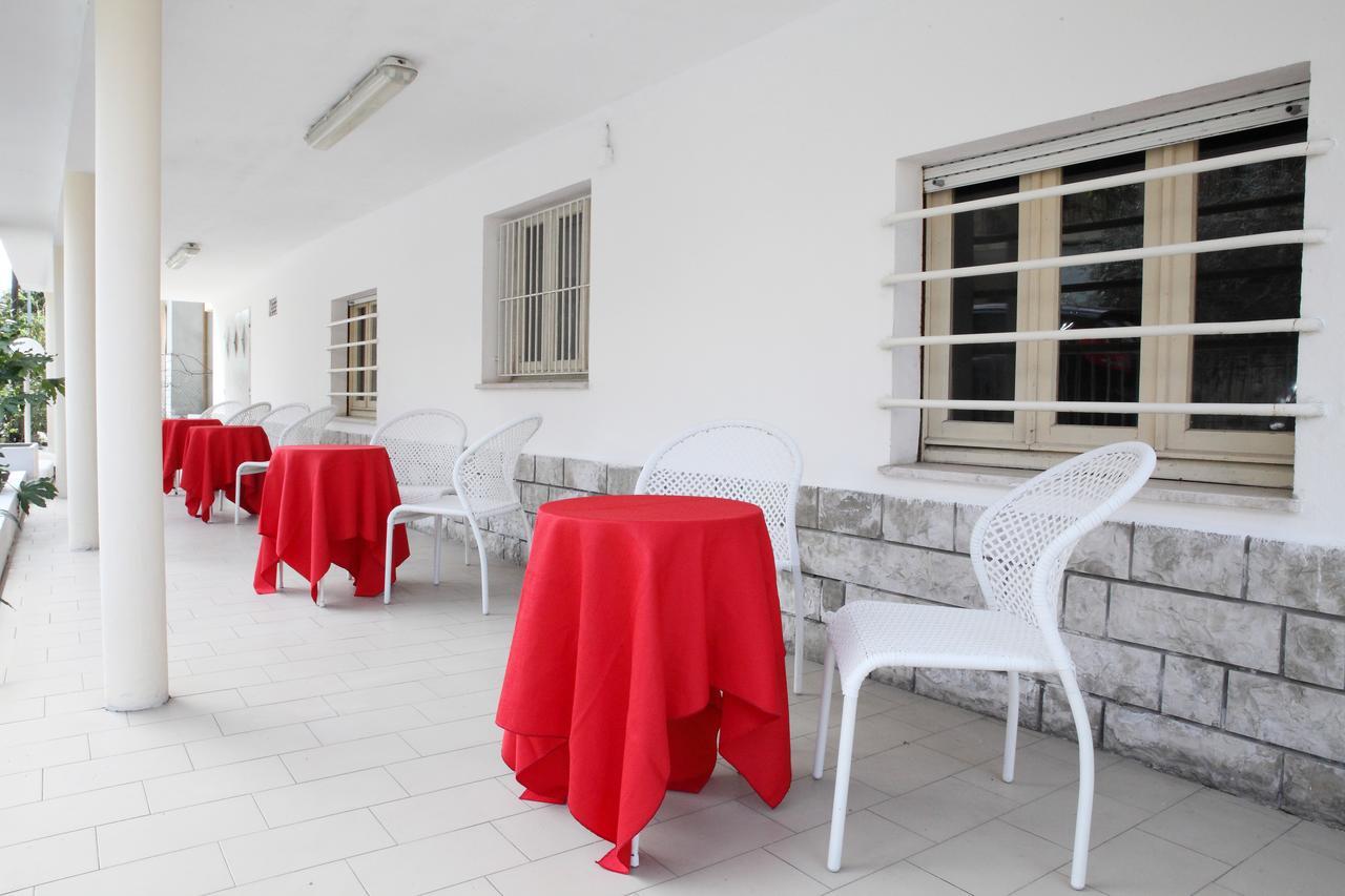Hotel Lagomaggio Rimini Ngoại thất bức ảnh