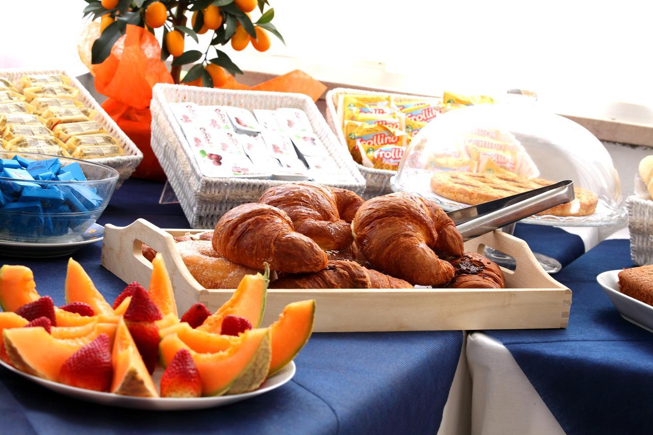 Hotel Lagomaggio Rimini Ngoại thất bức ảnh