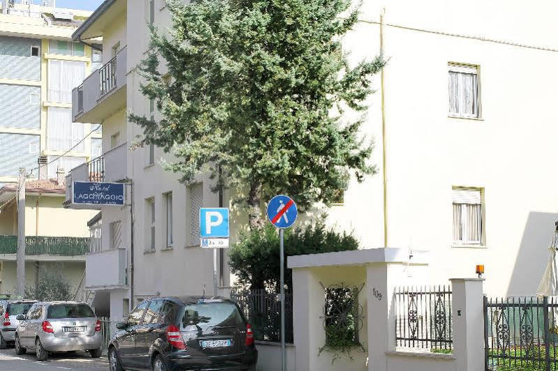 Hotel Lagomaggio Rimini Ngoại thất bức ảnh